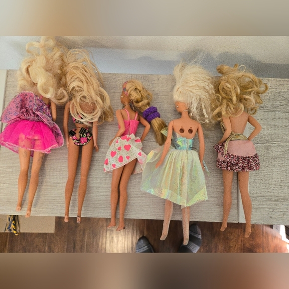 Vintage Barbie Dolls Mattel Bundle Lot Of 5  With Outfits 90s Collectibles Toys - Picture 10 of 10